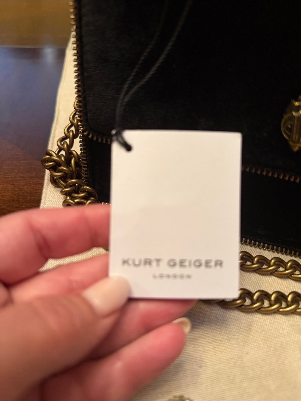 Kurt Geiger Velvet /Leather Chain Shoulder Bag with Gold Hardware - Picture 3 of 9